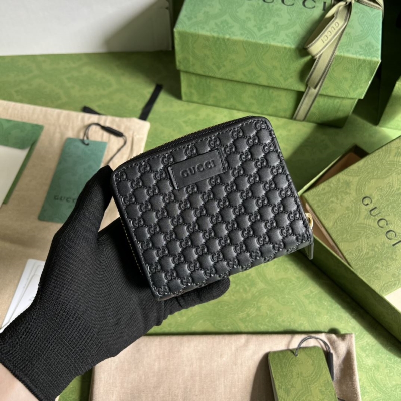 G*u*i wallets & purse